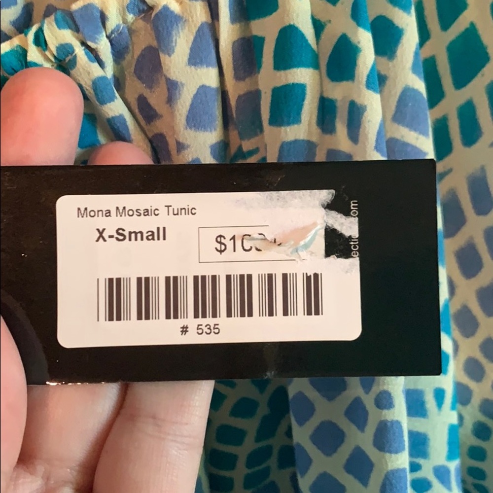 Dress - Picture 4 of 4